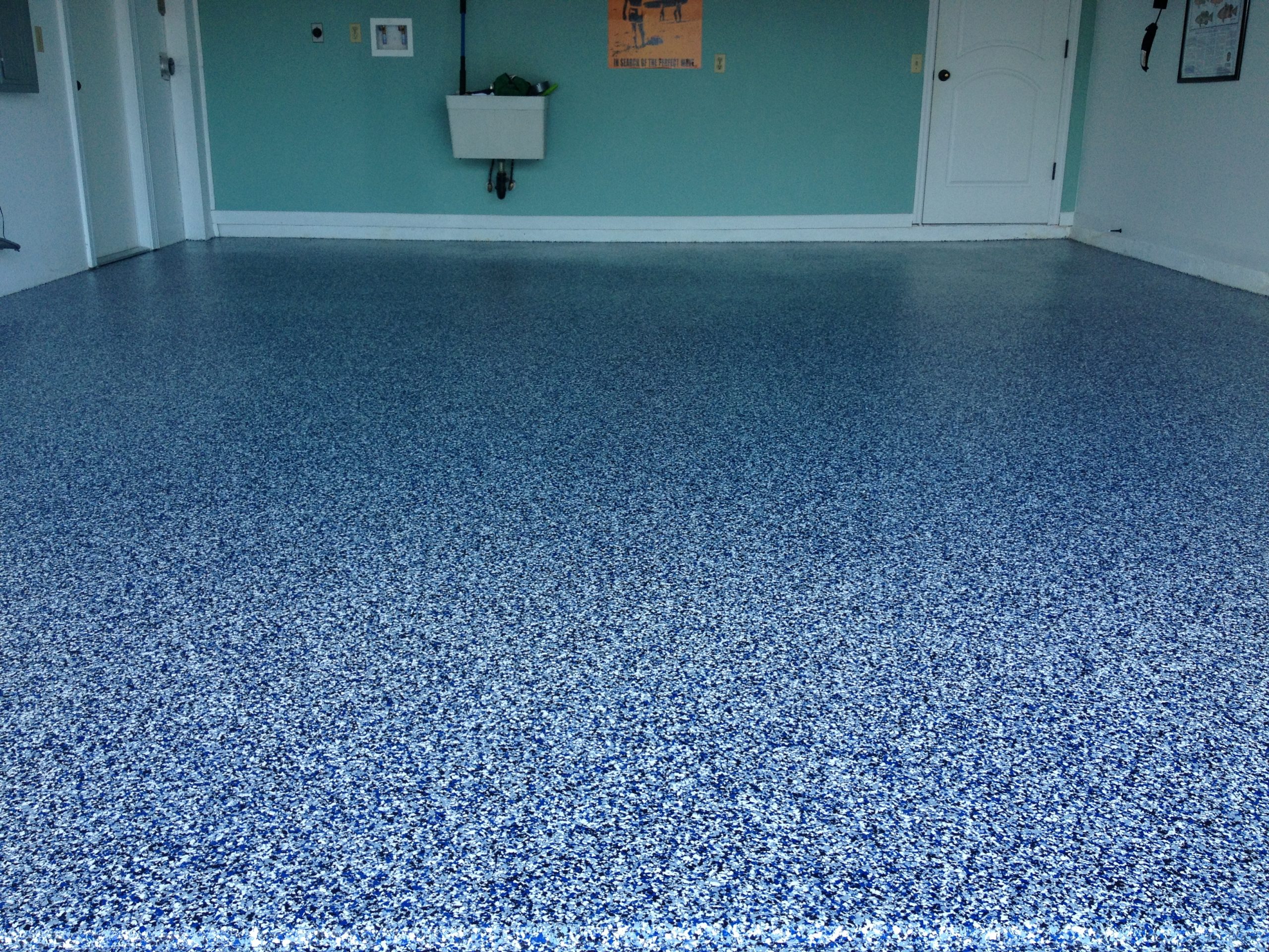 Garage Doctors Easy Clean Flooring in Florida Platinum-Flake-Polyaspartic